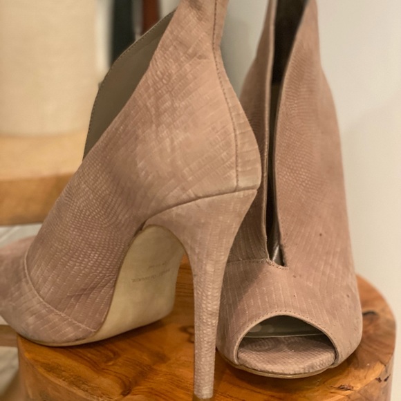 Steve Madden high heeled peep toe in beige snakeskin - Picture 5 of 5